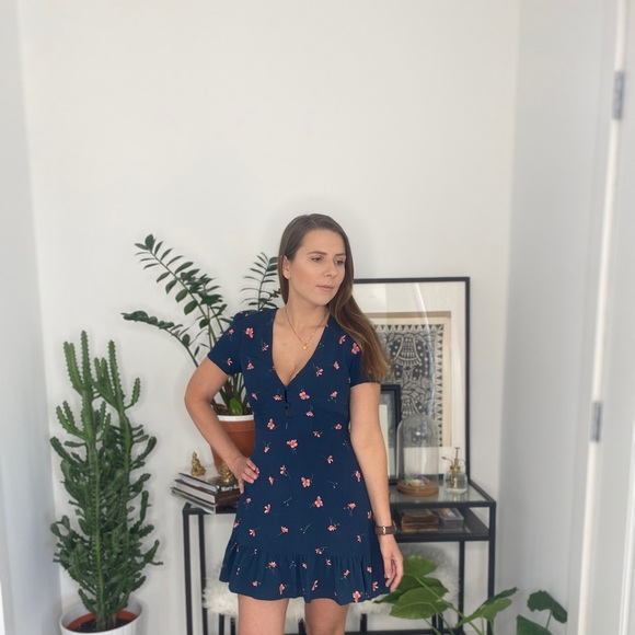 Navy blue floral dress with cute button detail - Picture 7 of 7